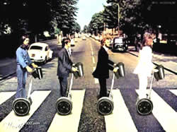 Die Beatles auf vier Segways, Montage des Covers der LP Abbey Road