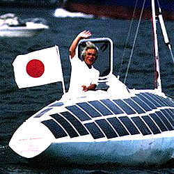 kenichi_horie_auf_solarboot